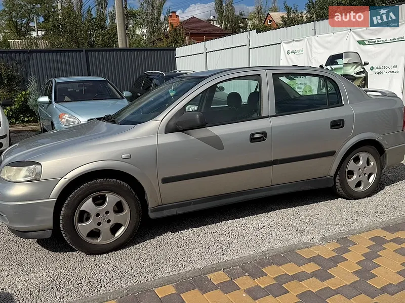 Opel Astra 2006