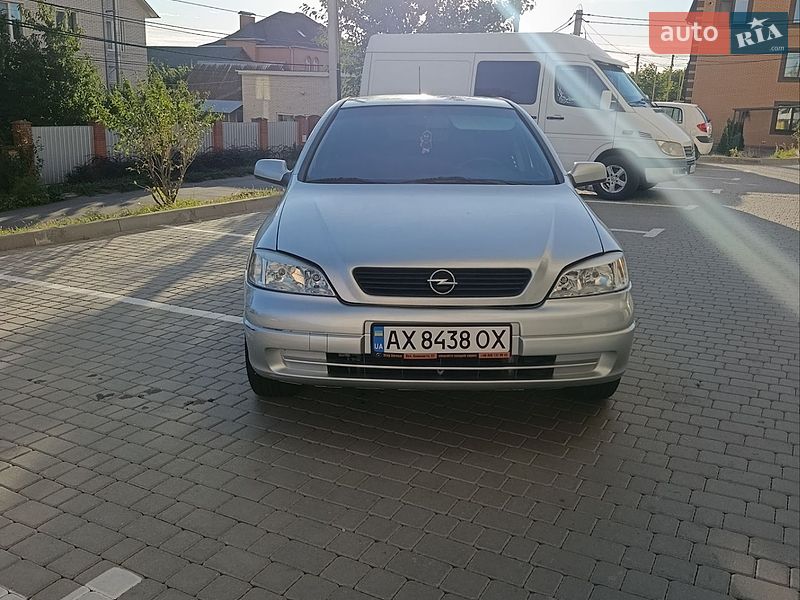 Седан Opel Astra 2003 в Виннице