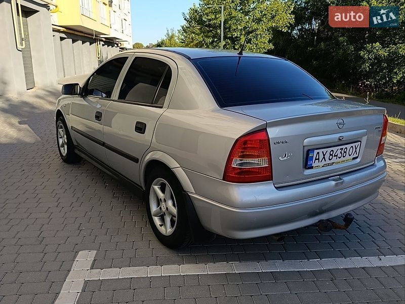 Седан Opel Astra 2003 в Виннице