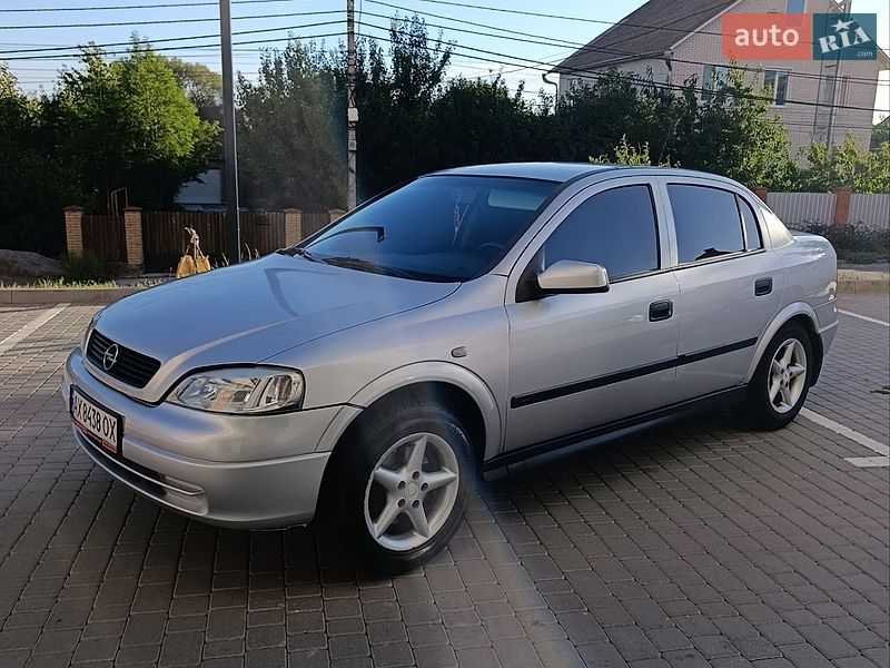 Седан Opel Astra 2003 в Виннице