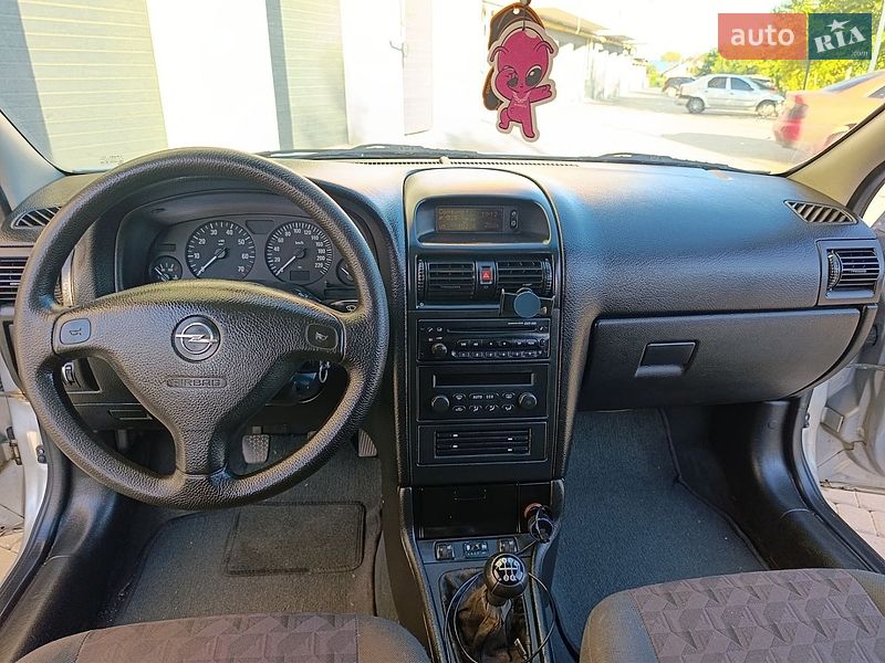 Седан Opel Astra 2003 в Виннице