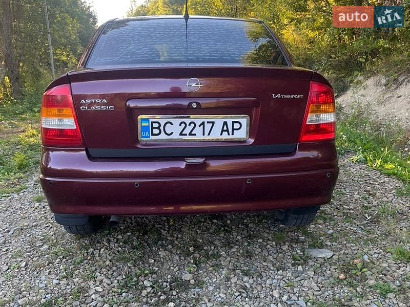 Седан Opel Astra 2006 в Сколе