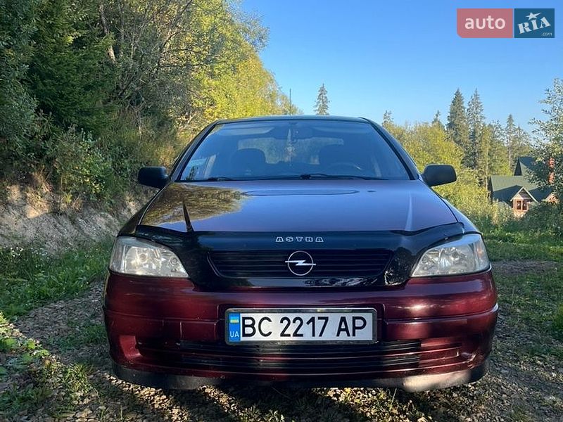 Седан Opel Astra 2006 в Сколе