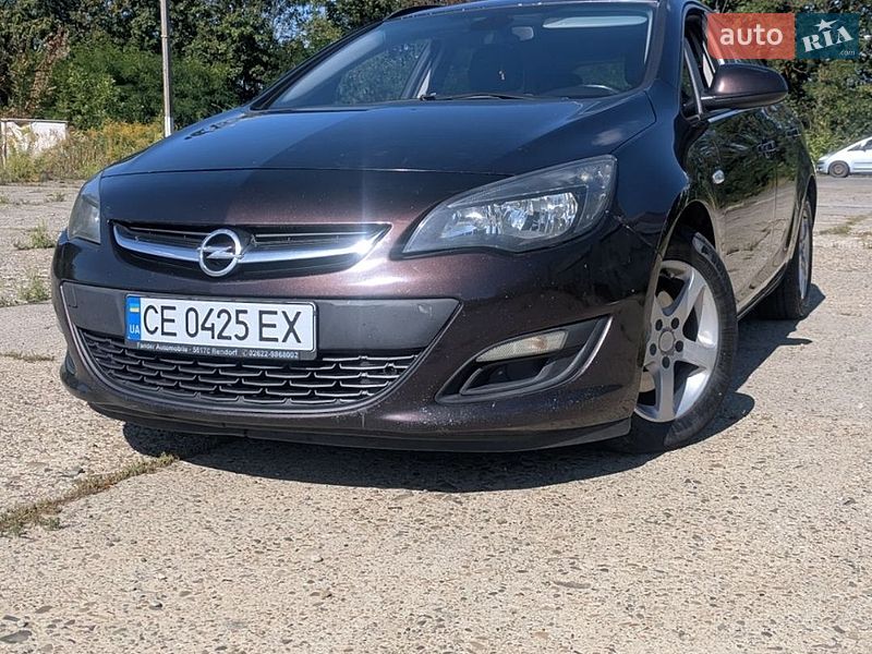 Універсал Opel Astra 2013 в Чернівцях фото Універсал Opel Astra 2013 в Чернівцях
