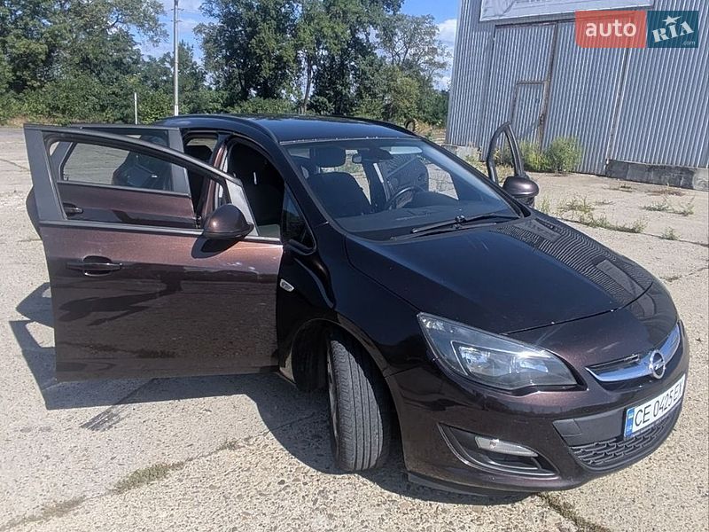 Універсал Opel Astra 2013 в Чернівцях фото 4 Універсал Opel Astra 2013 в Чернівцях