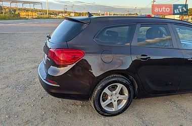 Універсал Opel Astra 2013 в Чернівцях фото 15 Універсал Opel Astra 2013 в Чернівцях