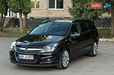 opel astra 2009 в Дубно от профессионального продавца Vlad