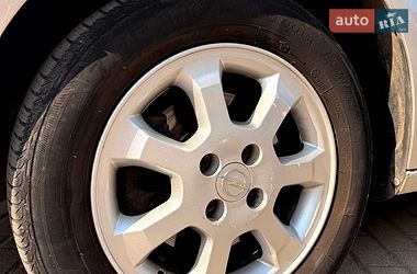 Хетчбек Opel Astra 2005 в Сумах