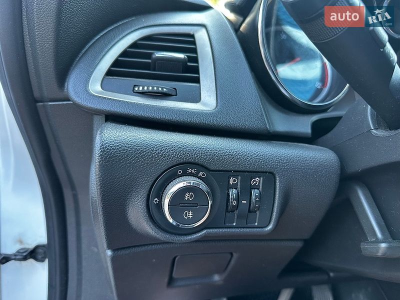 Хэтчбек Opel Astra 2010 в Николаеве