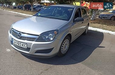 Седан Opel Astra 2009 в Черкассах фото Седан Opel Astra 2009 в Черкассах