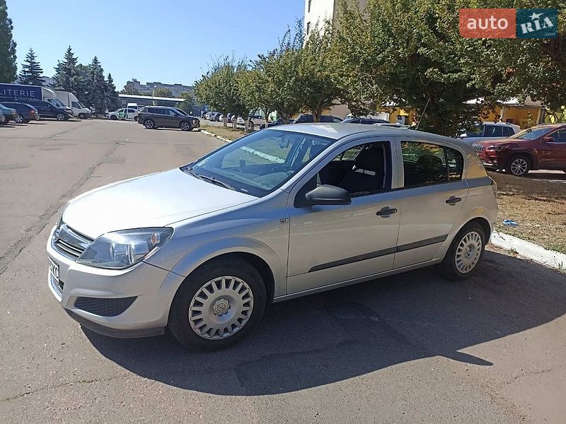 Седан Opel Astra 2009 в Черкассах фото 2 Седан Opel Astra 2009 в Черкассах