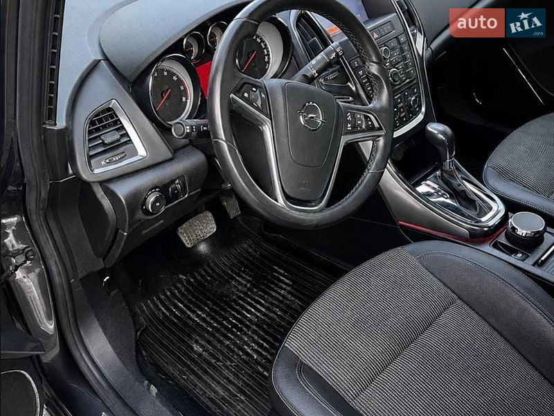 Хэтчбек Opel Astra 2010 в Житомире