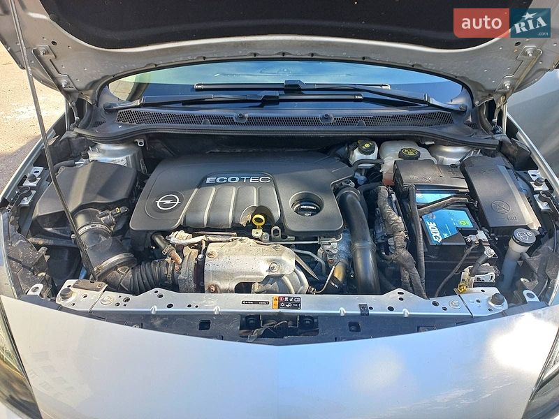 Універсал Opel Astra 2014 в Прилуках