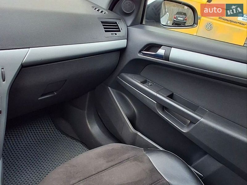 Хетчбек Opel Astra 2009 в Чернівцях