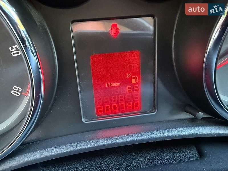 Универсал Opel Astra 2011 в Жмеринке