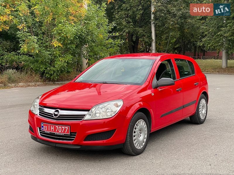 Хэтчбек Opel Astra 2009 в Полтаве