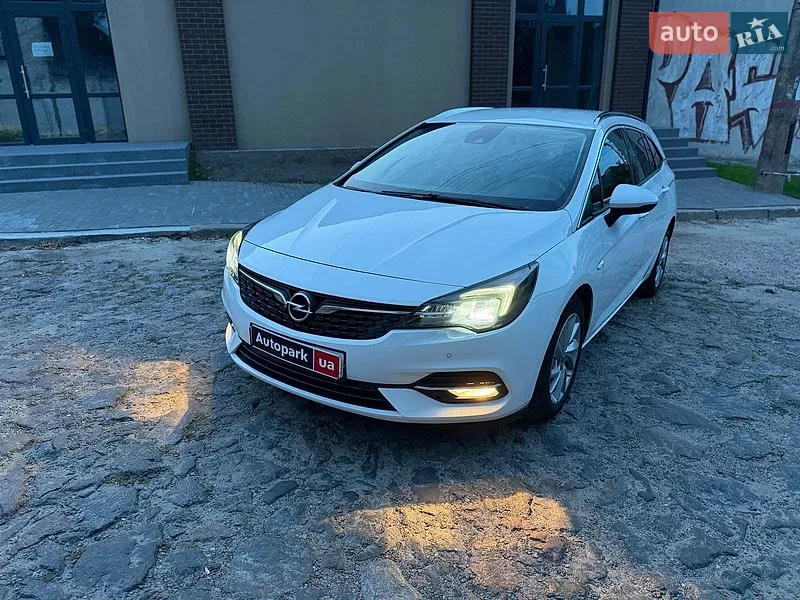 Opel Astra 2020
