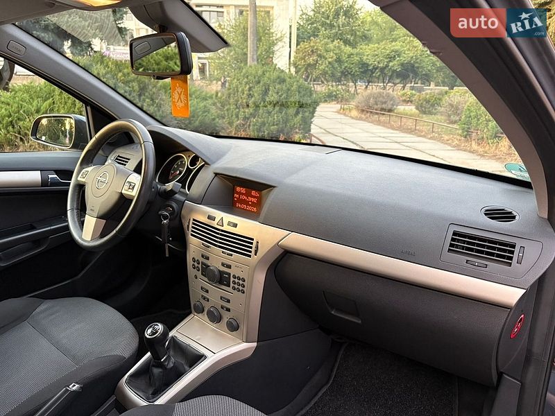 Універсал Opel Astra 2009 в Білій Церкві