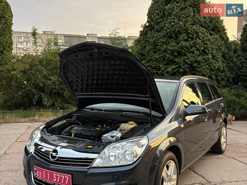 Універсал Opel Astra 2009 в Білій Церкві