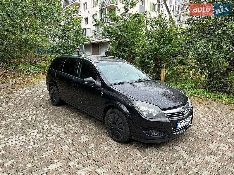 Универсал Opel Astra 2010 в Львове фото 5 Универсал Opel Astra 2010 в Львове