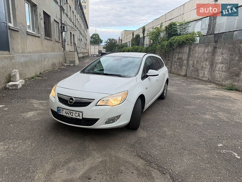Універсал Opel Astra 2012 в Одесі Універсал Opel Astra 2012 в Одесі