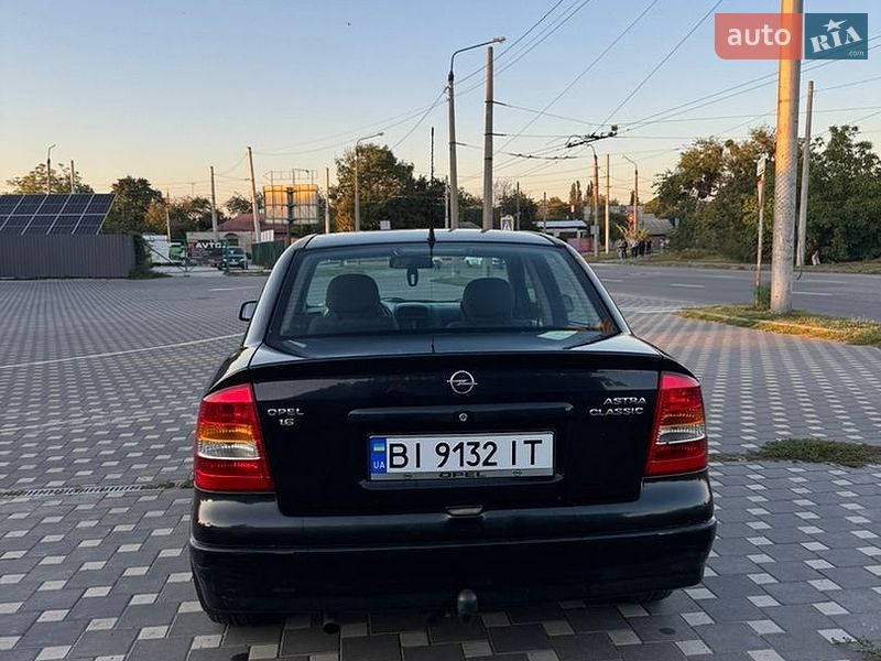 Седан Opel Astra 2007 в Полтаве