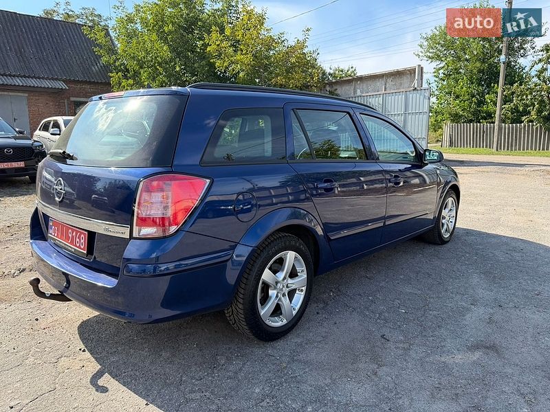 Універсал Opel Astra 2007 в Лубнах