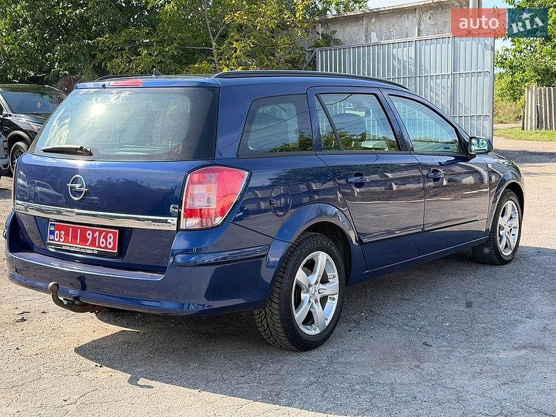 Універсал Opel Astra 2007 в Лубнах