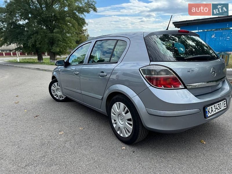 Хетчбек Opel Astra 2008 в Новодністровську фото 5 Хетчбек Opel Astra 2008 в Новодністровську