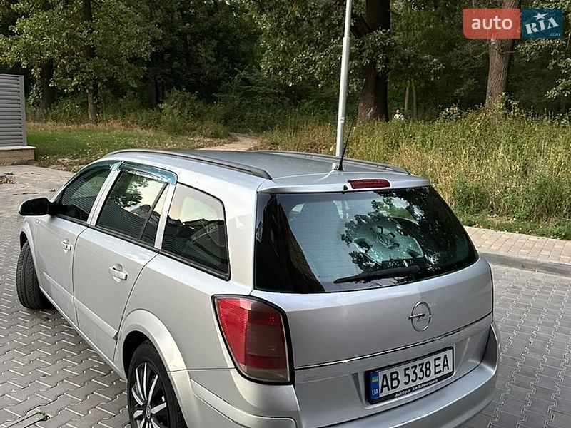 Універсал Opel Astra 2006 в Вінниці