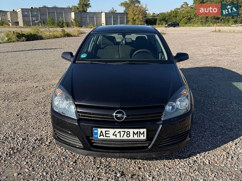 Хетчбек Opel Astra 2005 в Дніпрі фото Хетчбек Opel Astra 2005 в Дніпрі