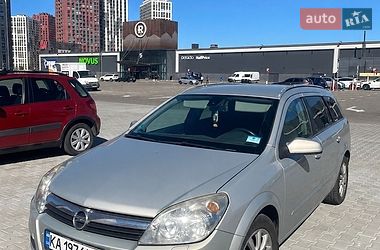 Універсал Opel Astra 2004 в Києві