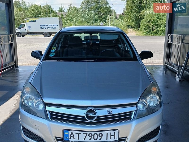 Opel Astra 2009