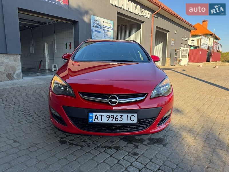 Универсал Opel Astra 2012 в Коломые