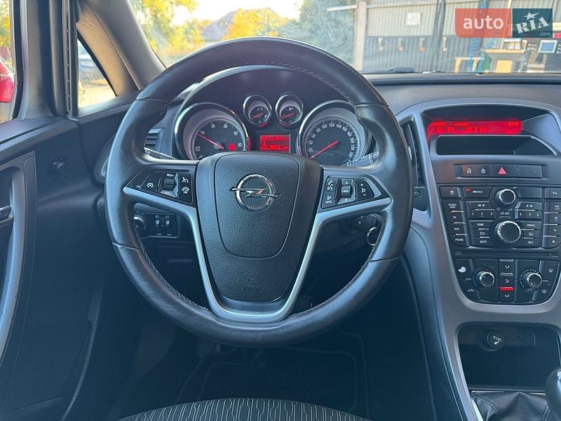 Универсал Opel Astra 2012 в Коломые