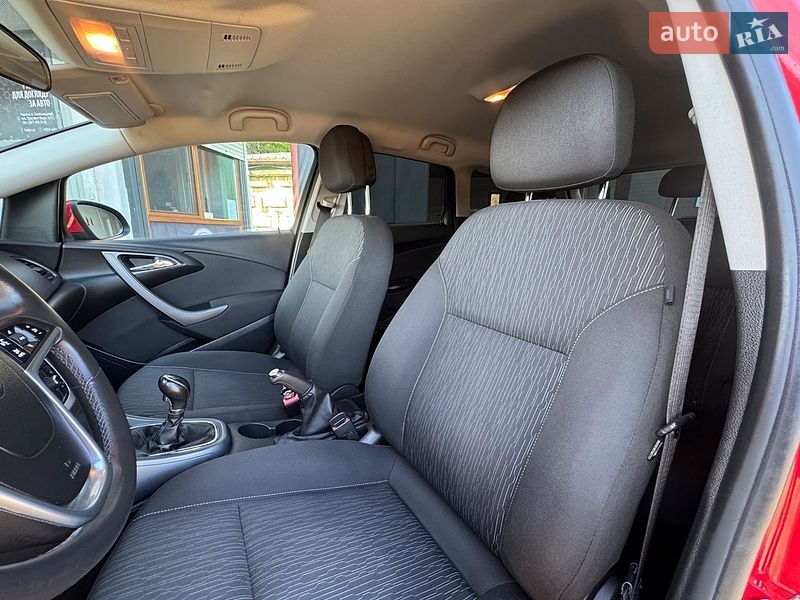Универсал Opel Astra 2012 в Коломые