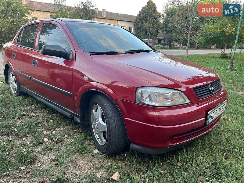 Седан Opel Astra 2007 в Новому Бузі