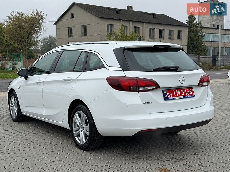 Універсал Opel Astra 2020 в Лопатині