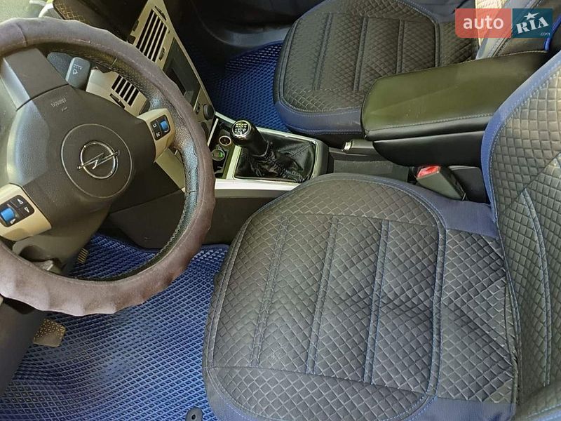Універсал Opel Astra 2008 в Білій Церкві