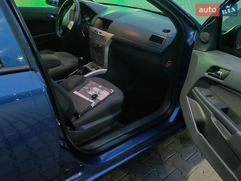 Універсал Opel Astra 2011 в Луцьку фото 6 Універсал Opel Astra 2011 в Луцьку