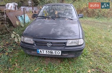 Хетчбек Opel Astra 1992 в Рогатині
