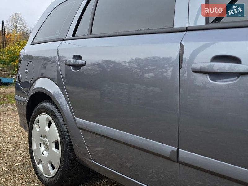 Универсал Opel Astra 2007 в Бориславе
