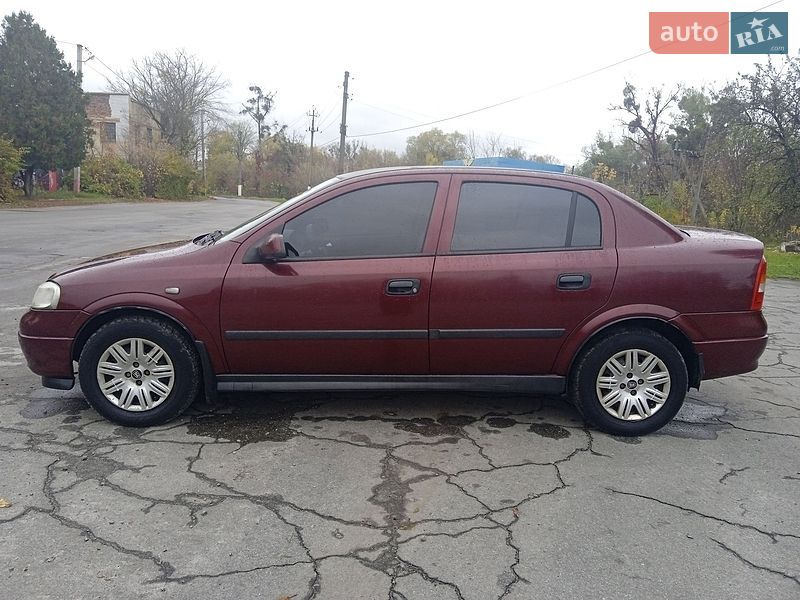 Седан Opel Astra 2008 в Славуте