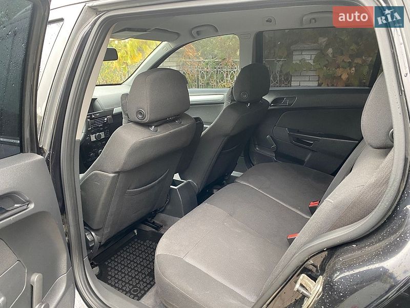 Универсал Opel Astra 2010 в Коломые