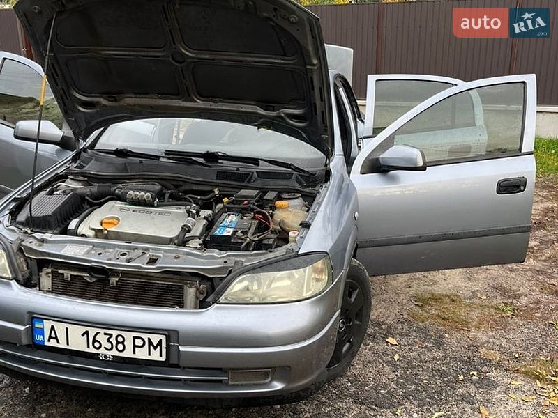 Седан Opel Astra 2003 в Василькові