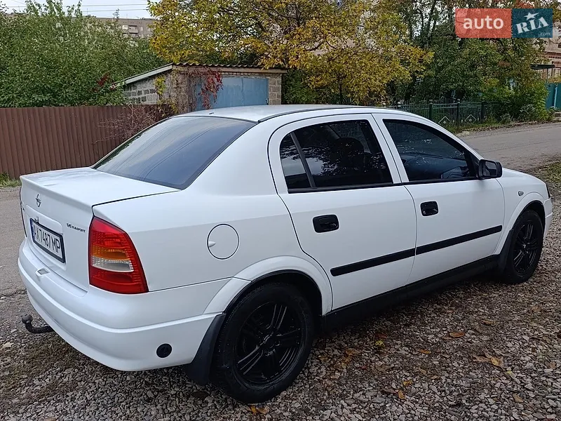 Opel Astra