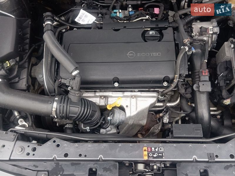 Універсал Opel Astra 2011 в Бучі