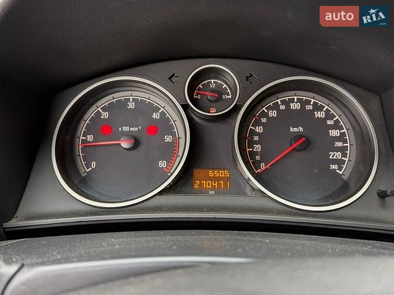 Хэтчбек Opel Astra 2005 в Бурштыне