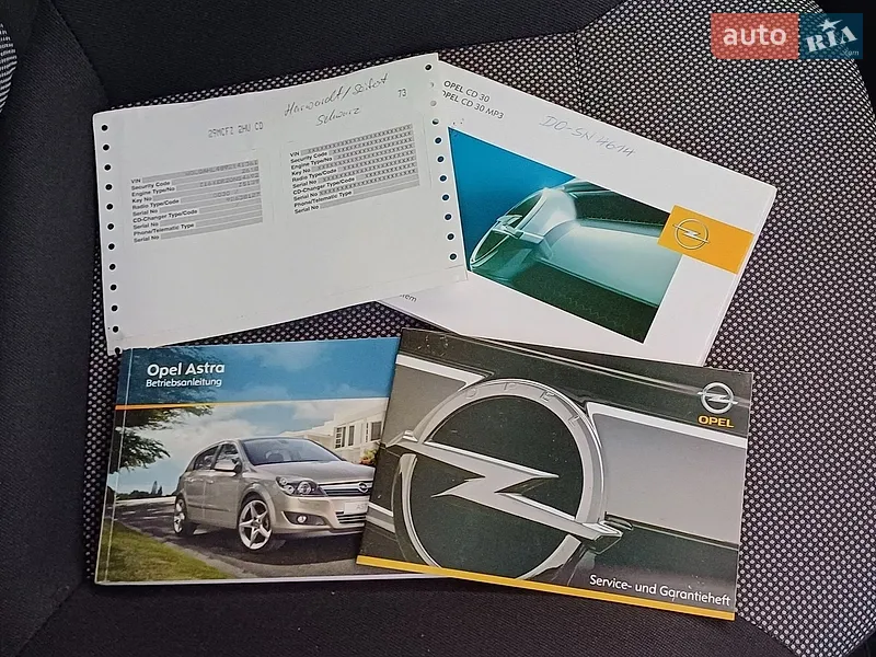 Хэтчбек Opel Astra 2009 в Сарнах документ