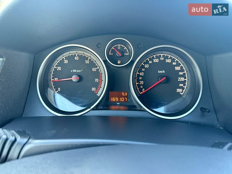 Хэтчбек Opel Astra 2005 в Ивано-Франковске